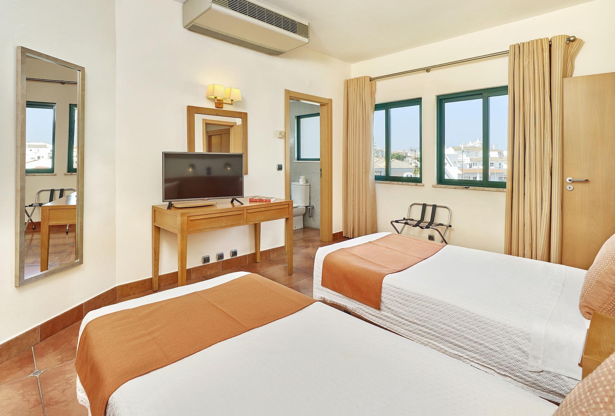 Oceanus Aparthotel Албуфейра Екстериор снимка