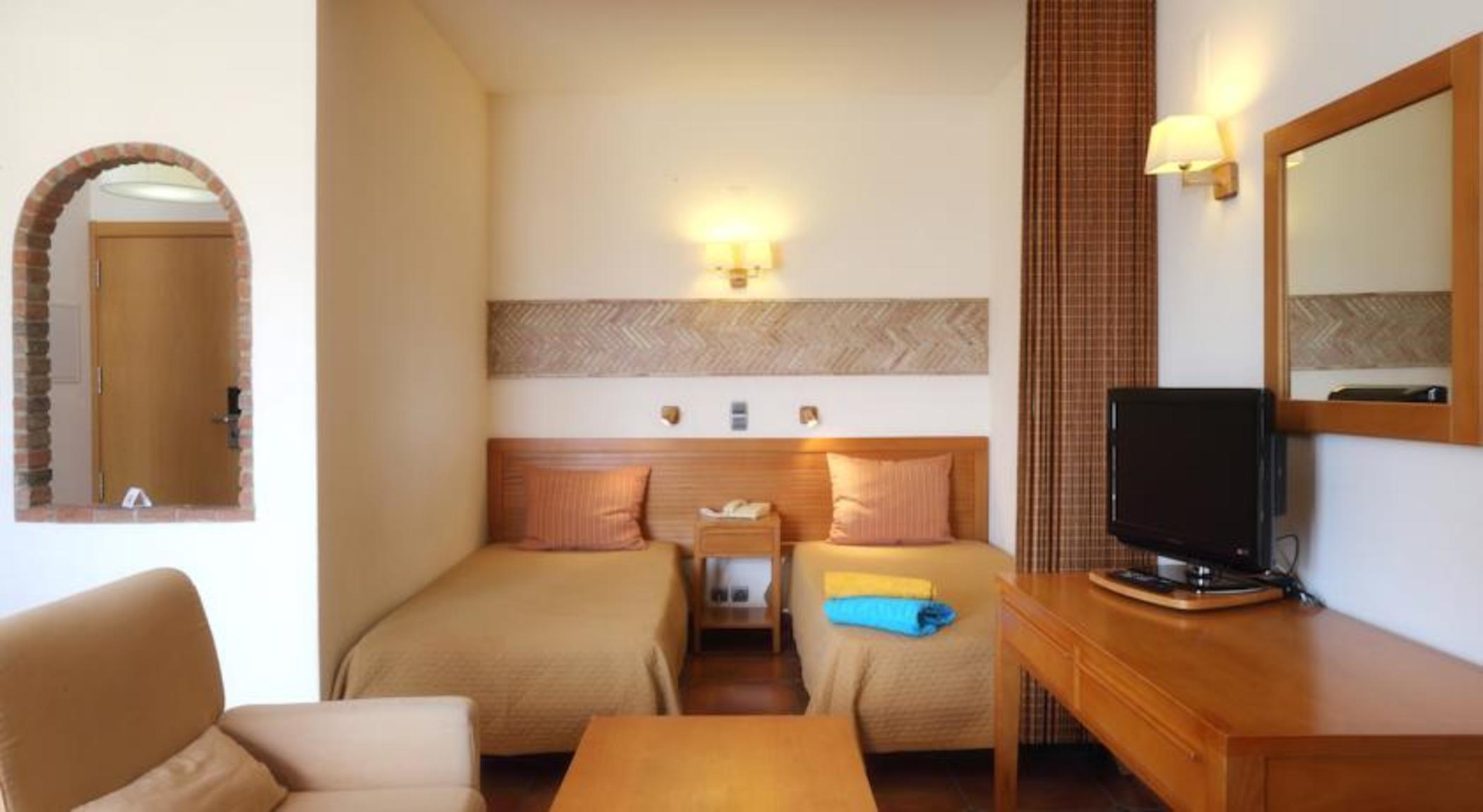 Oceanus Aparthotel Албуфейра Екстериор снимка